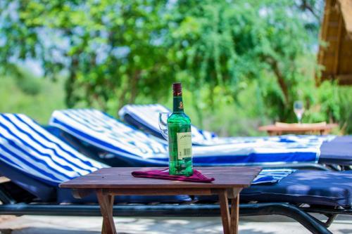 Bed & Breakfast Mabata Makali Luxury Tented Camp