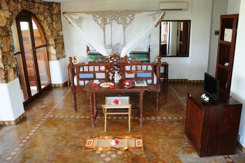 Hotel Samaki Lodge & Spa