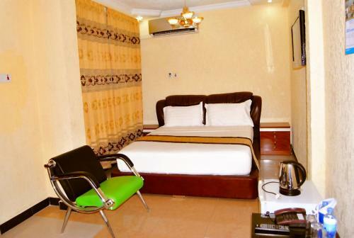 Best Point Hotel