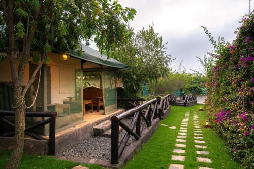 Hotel Fun Retreat Resort
