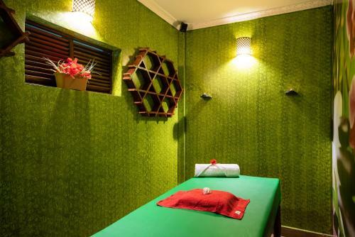 Hotel Fun Retreat Resort