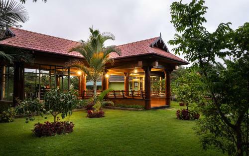 Hotel Fun Retreat Resort