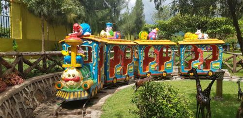 Hotel Fun Retreat Resort