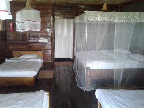 Lodge Ikoma Safari Camp