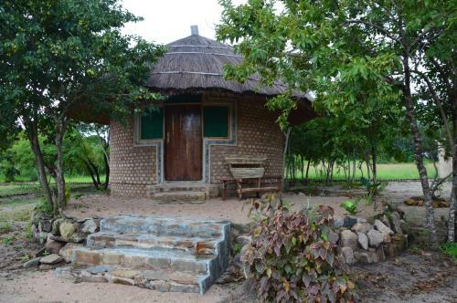 Hotel Mbambabay Biocamp Lodge