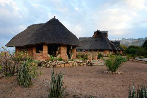 Hotel Mbambabay Biocamp Lodge