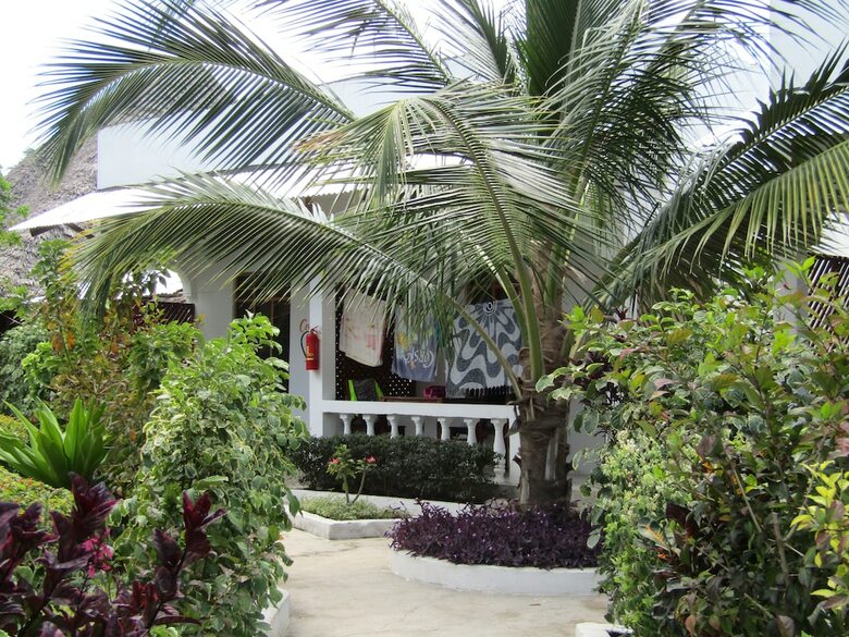 Bed & Breakfast Cocoa Guest House