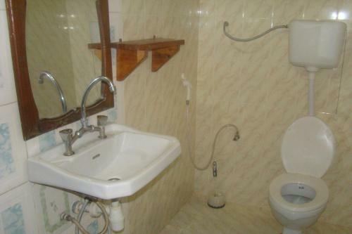 Blue Wave Villa & Kitchen