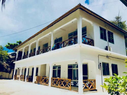 Posada Nungwi Beach Studios