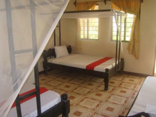Bed & Breakfast Yellow Beach Bungalow
