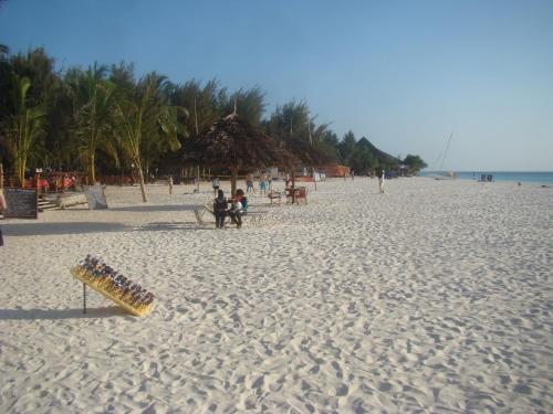 Bed & Breakfast Yellow Beach Bungalow