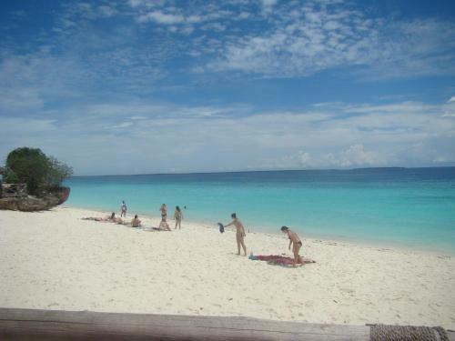 Bed & Breakfast Yellow Beach Bungalow