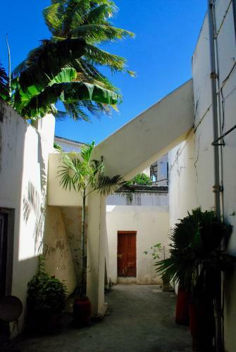 Bed & Breakfast Balcony House