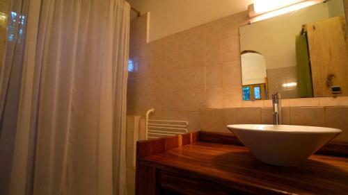 Hostal Adiana Saly Coulang