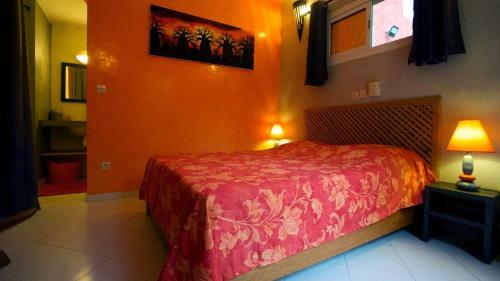 Hostal Adiana Saly Coulang