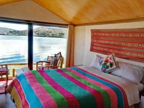 Hostal Uros Aruma Uro On Uros Floating Islands