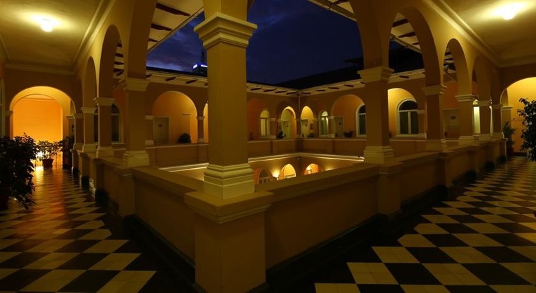 Hotel Los Portales Piura