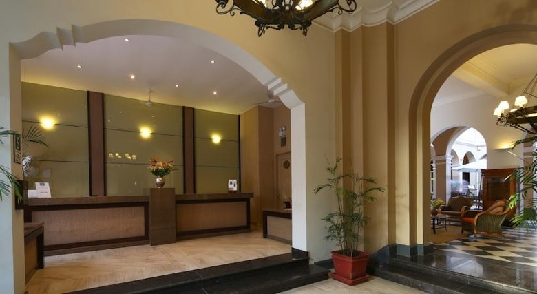 Hotel Los Portales Piura