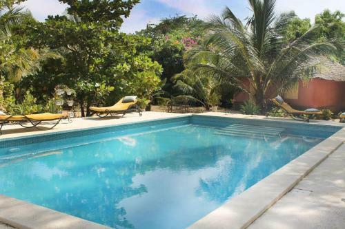 Hotel Lampsar Lodge