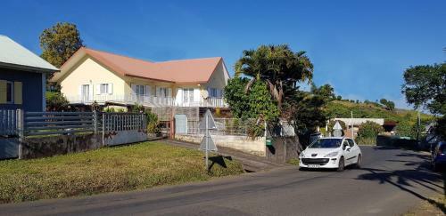 Hostal Case Petite �le