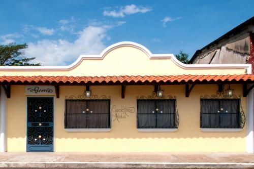 Hostal Villa Astoria