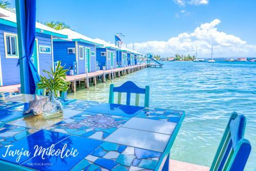 Hotel Cosmic Crab Resort At Careening Cay
