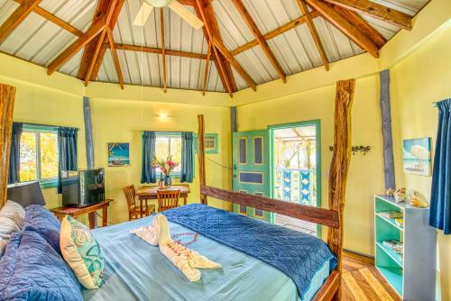 Hotel Cosmic Crab Resort At Careening Cay