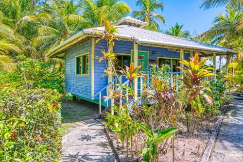 Hotel Cosmic Crab Resort At Careening Cay