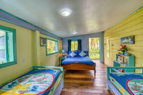 Hotel Cosmic Crab Resort At Careening Cay
