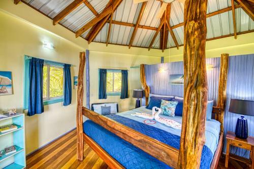 Hotel Cosmic Crab Resort At Careening Cay