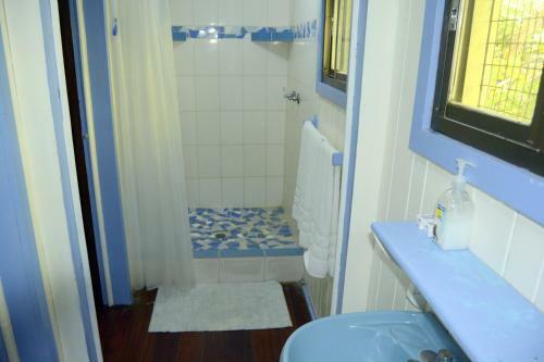 Hotel Cosmic Crab Resort At Careening Cay