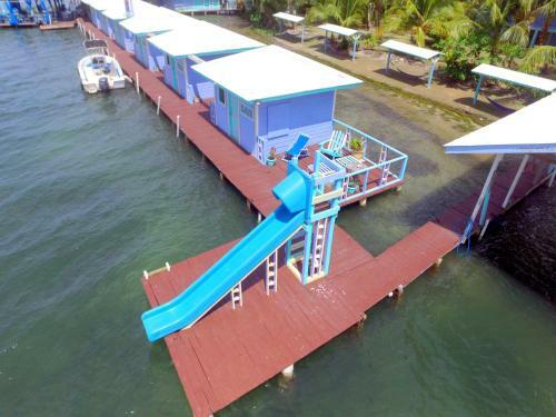 Hotel Cosmic Crab Resort At Careening Cay