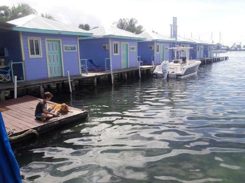 Hotel Cosmic Crab Resort At Careening Cay