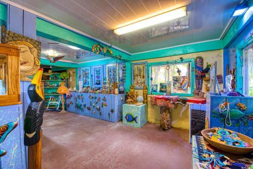 Hotel Cosmic Crab Resort At Careening Cay