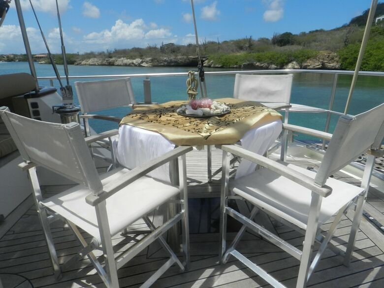 Domicil Yacht Hotel