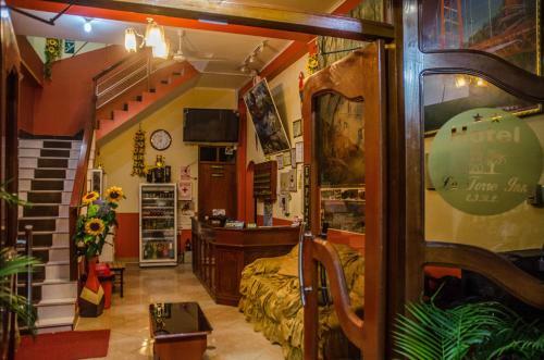 Hostal La Torre Inn