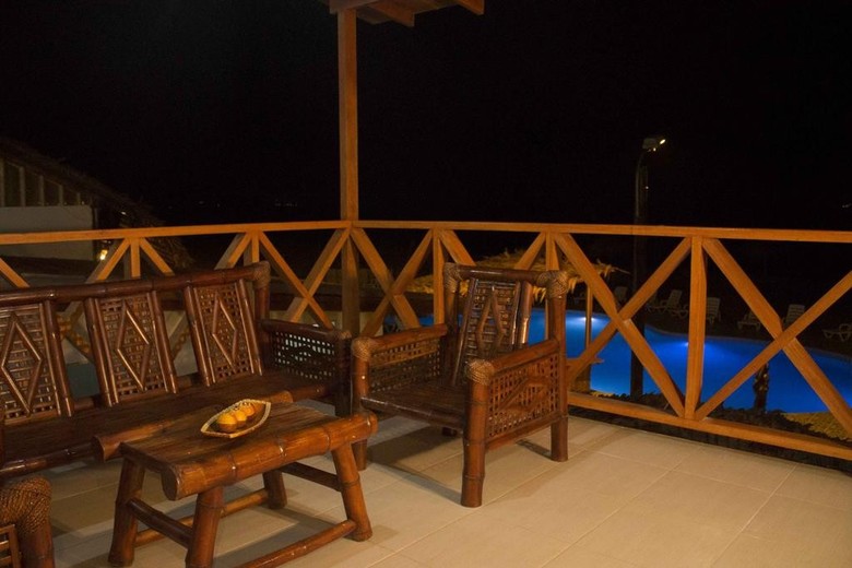 Nauti-k Beach Hotel
