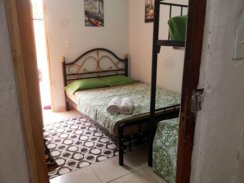 Hostal Red Line