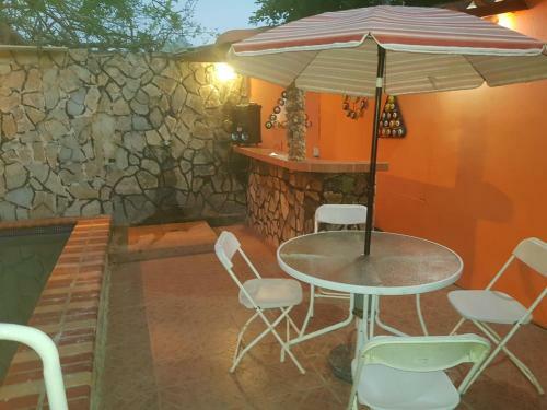 Hostal Red Line