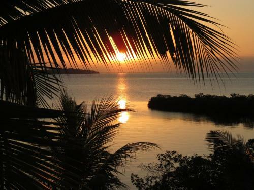 Pyramid House - Caribbean Sea