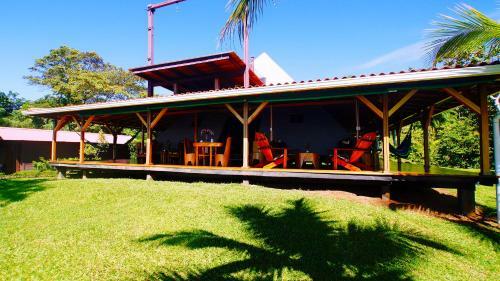 Pyramid House - Caribbean Sea