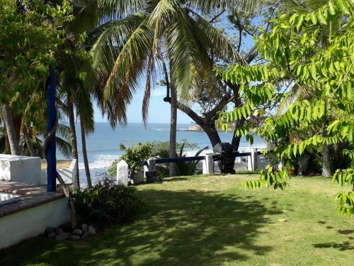 Villa Lyralba Beachfront