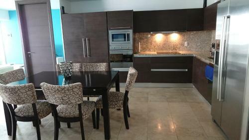 Cozy Apartment En Trump Tower