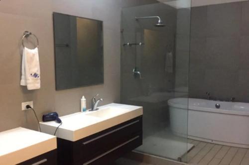 Ph Yacht Club Apartment