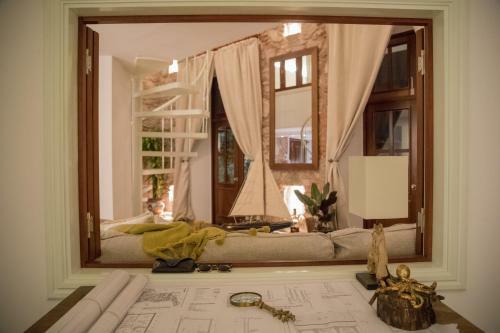 The Hummingbird Apartment