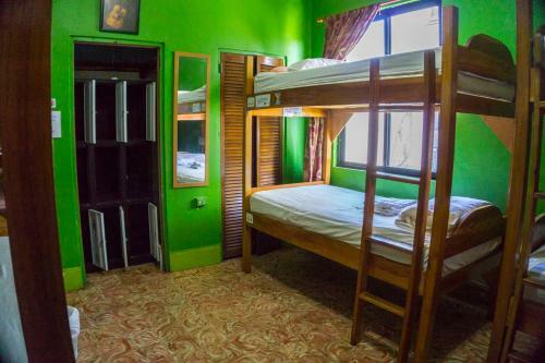 Hostel Mamallena