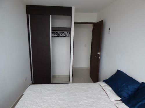 Apartamento Casco Viejo Direct Ocean Front 22-02