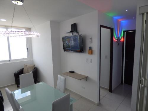 Apartamento Casco Viejo Direct Ocean Front 22-02