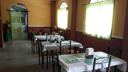 Albergue Restaurante Hostal Don Quijote