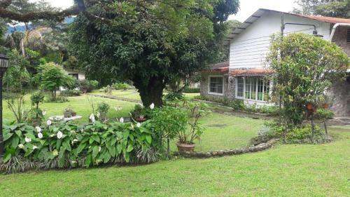 Hostal Valle Paradise